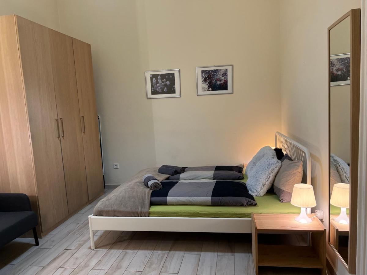 Claudio Apartment บูดาเปสต์ ภายนอก รูปภาพ