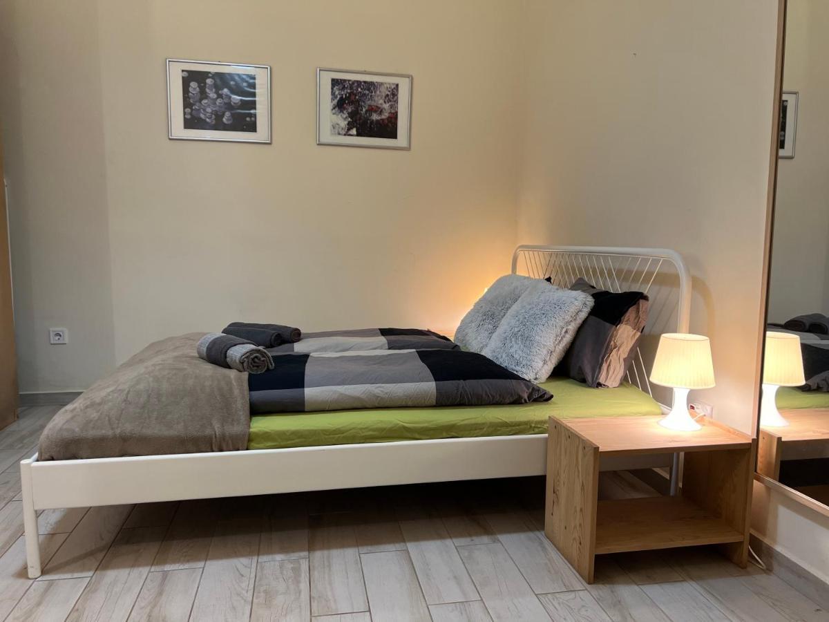 Claudio Apartment บูดาเปสต์ ภายนอก รูปภาพ